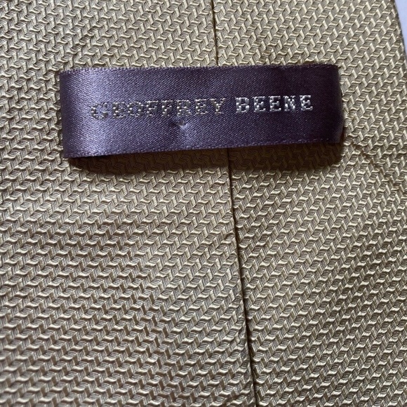 Geoffrey Beene Men Tie 100% Silk Handmade In China Dry Clean Only - Picture 10 of 12